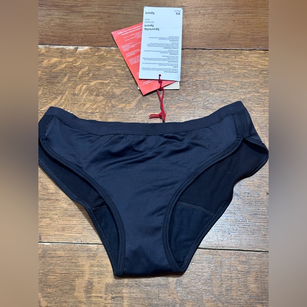 Thinx Black Women's NWT sport slip XS panties